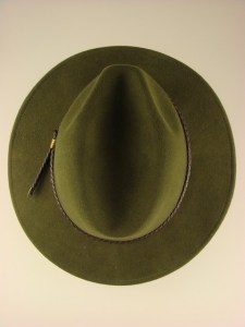 crushable-herenhoed-vh115-legergroen-2-beterpet-nl