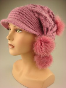 damesmuts-pompons-oudroze-muts038-1-beterpet-nl