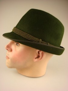 duitse-herenhoed-vh039-groen-1-beterpet-nl