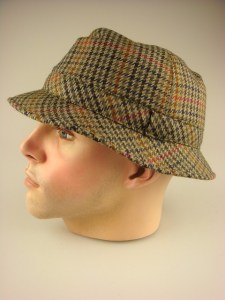 globetrotter-gt047-geruit-groen-1-beterpet-nl