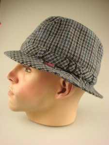 herenhoed-wh049-grijs-geruit-1-beterpet-nl