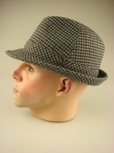 herenhoed-wh098-grijs-geruit-1-beterpet-nl