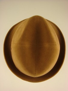 herenhoedje-wh120-beige-2-beterpet-nl7