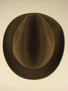 jaren-40-hoed-vh010-bruin-2-beterpet-nl