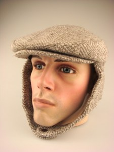 klassieke-heren-pet-met-oorkleppen-op001-lichtbeige-1-beterpet-nl