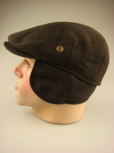 modieuze-klassieke-herenpet-met-oorkleppen-op033-donkerbruine-visgraat-3-beterpet-nl