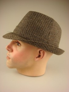 opa-hoed-wh065-taupe-1-beterpet-nl