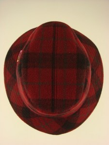 oprolbare-hoed-wh080-rood-geruit-2-beterpet-nl