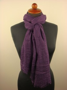 zomersjaal-effen-donkerpaars-zs139-beterpet-nl